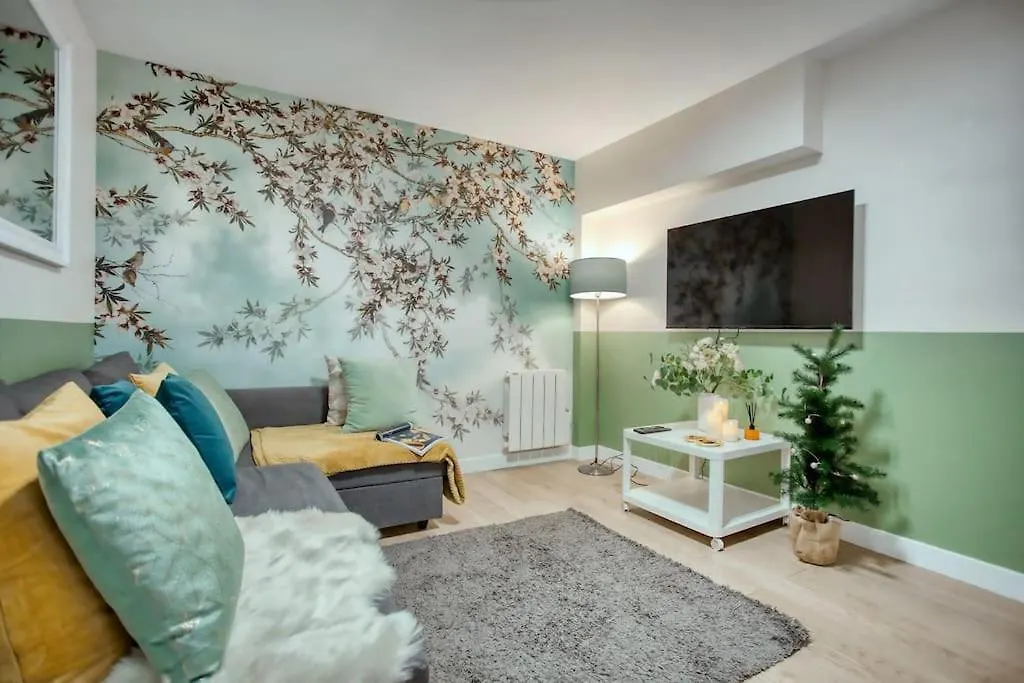 Amazing New Bastille 3 Bedrooms 2 Bathrooms Apartment Paris