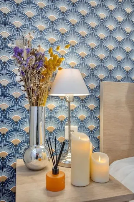 Amazing New Bastille 3 Bedrooms 2 Bathrooms Apartment