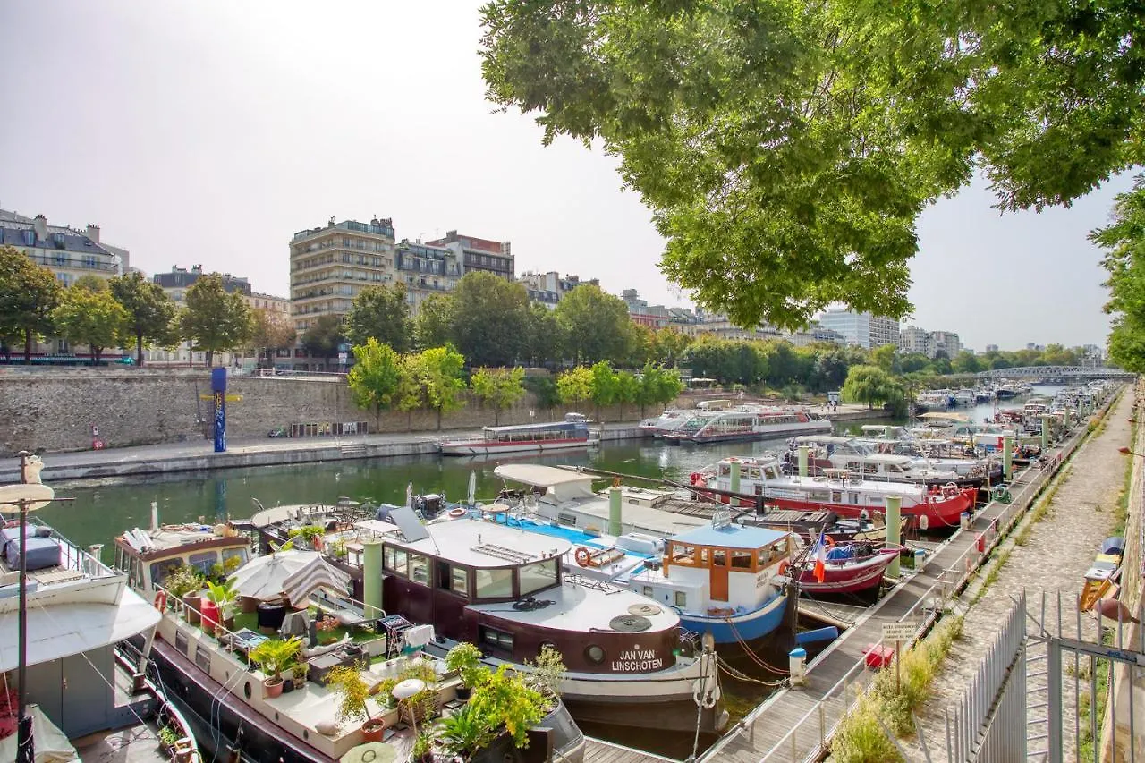 Amazing New Bastille 3 Bedrooms 2 Bathrooms 파리